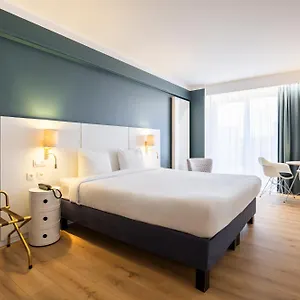 3* Otel Louise