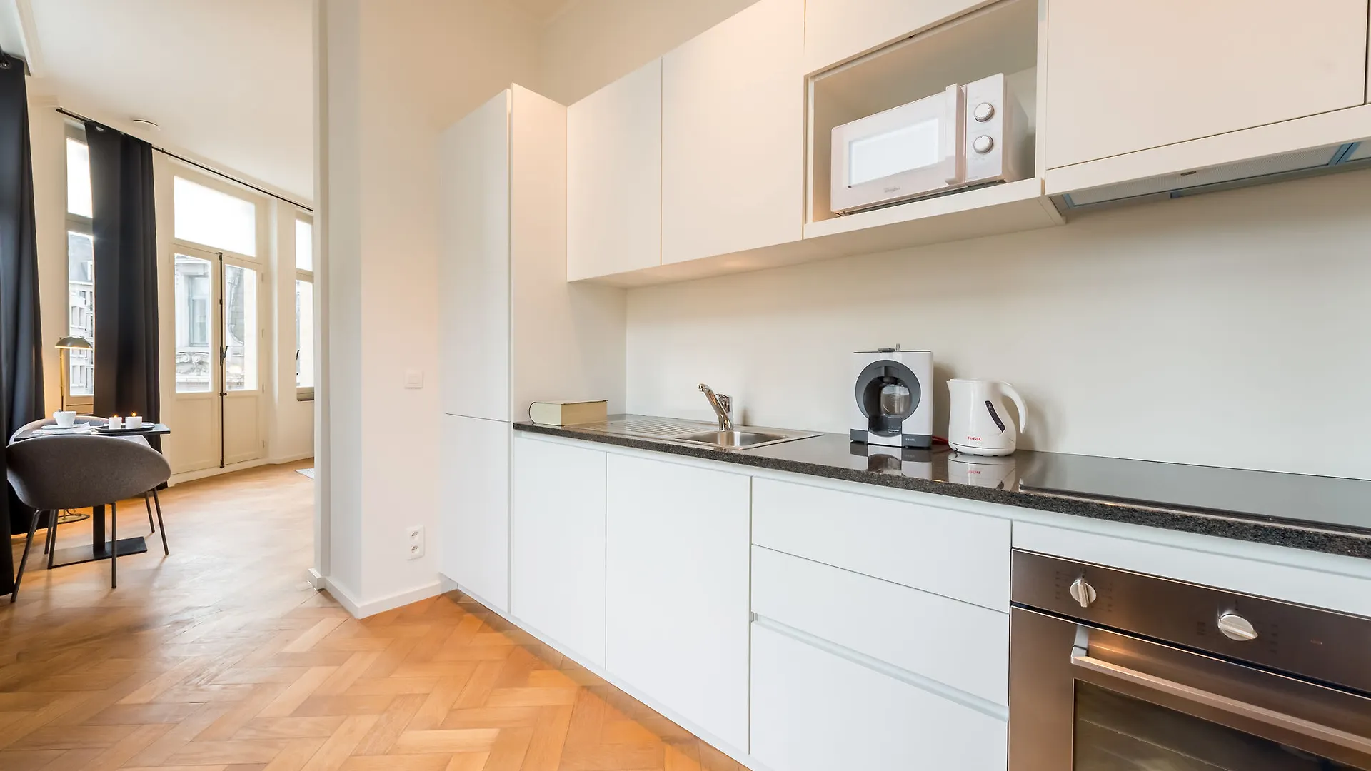 Smartflats Design - Grand-Place Brüksel 3*,